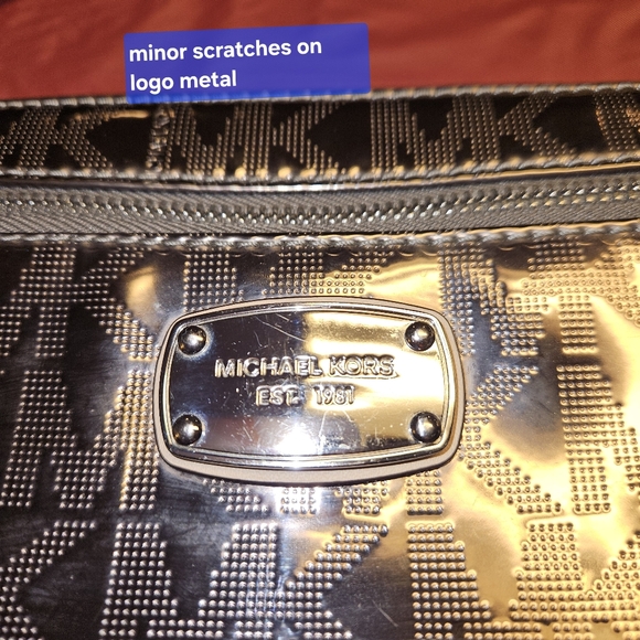 Michael Kors Wristlet Mirror Metallic Monogram 7.5"×4.5" E.U.C. - Picture 7 of 8